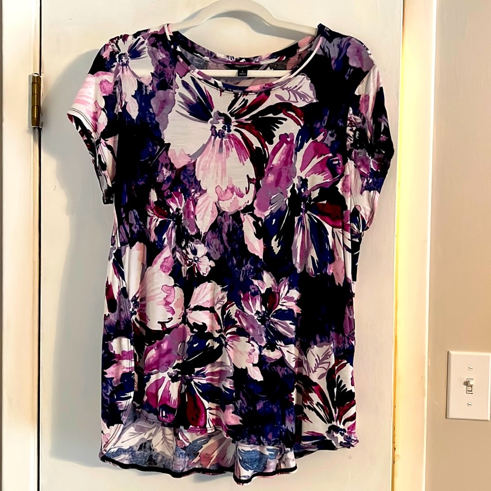 Floral Vera Wang shirt- size large